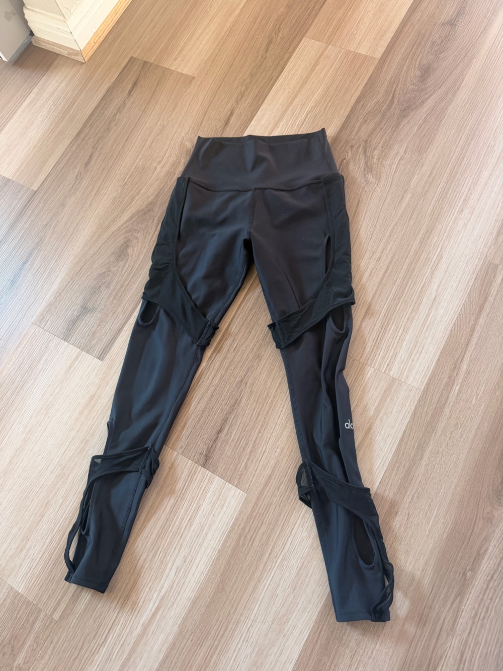 ALO Yoga Black High-Rise Performance Leggings